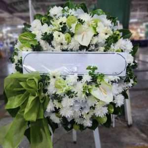พวงหรีดดอกไม้สด FFW00025